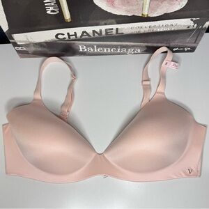 Victoria's Secret Bra Lightly Lined Semi Demi 38DD / 38E NWT